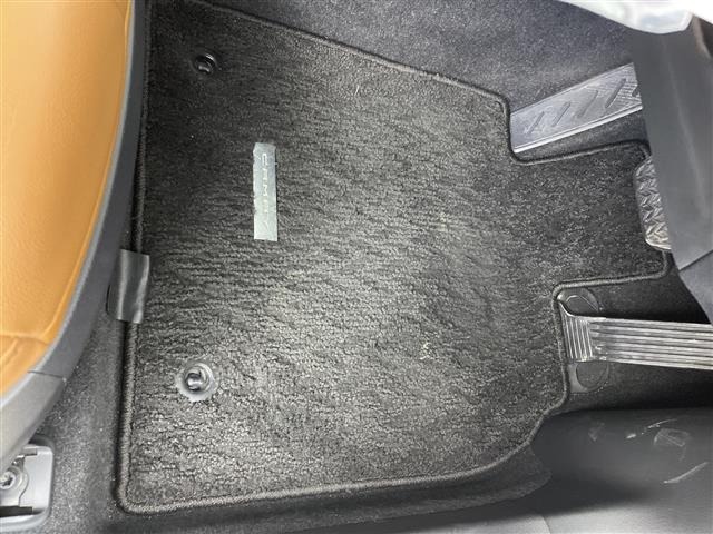 Toyota CAMRY 2023 7050998-4