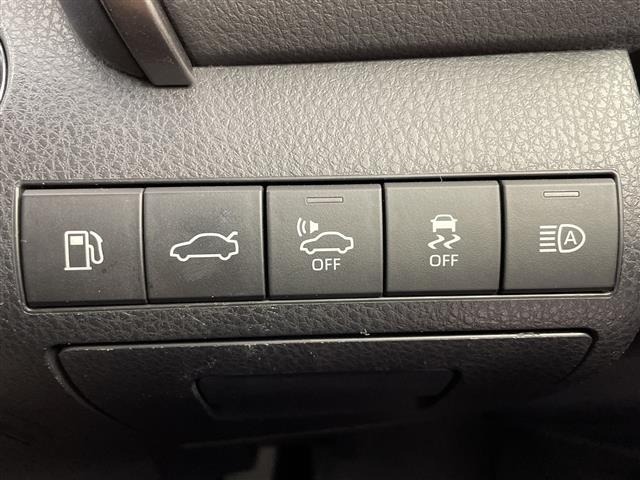 Toyota CAMRY 2017 7050999-18