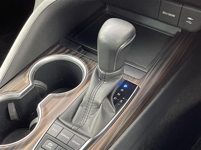 Toyota CAMRY 2017 7050999-2