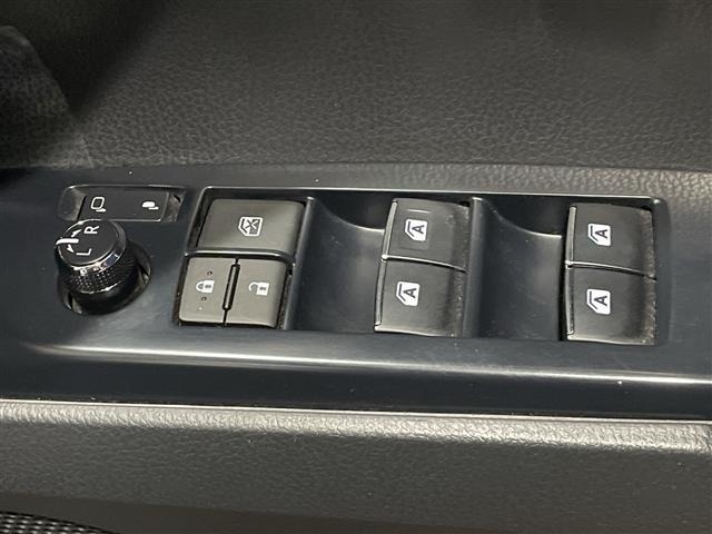 Toyota CAMRY 2017 7051004-22