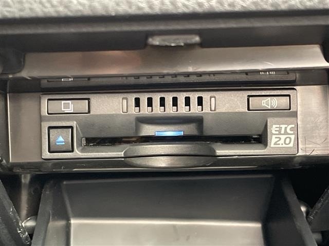 Toyota CAMRY 2021 7051030-10