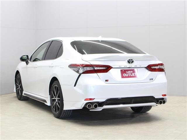 Toyota CAMRY 2021 7051037-13