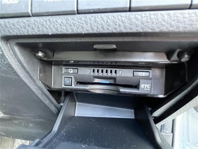 Toyota CAMRY 2020 7051038-12