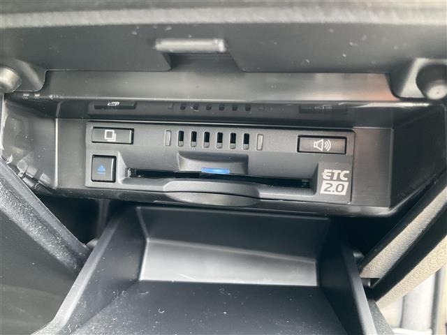 Toyota CAMRY 2022 7051079-2