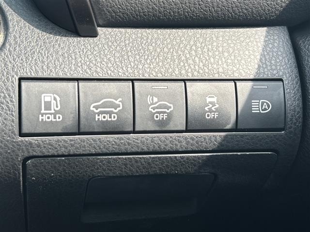 Toyota CAMRY 2018 7051125-9