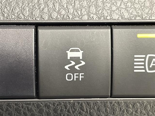 Toyota CAMRY 2021 7051140-7