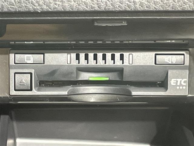 Toyota CAMRY 2017 7051156-9