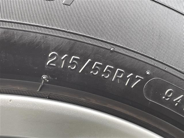 Toyota CAMRY 2023 7051228-14