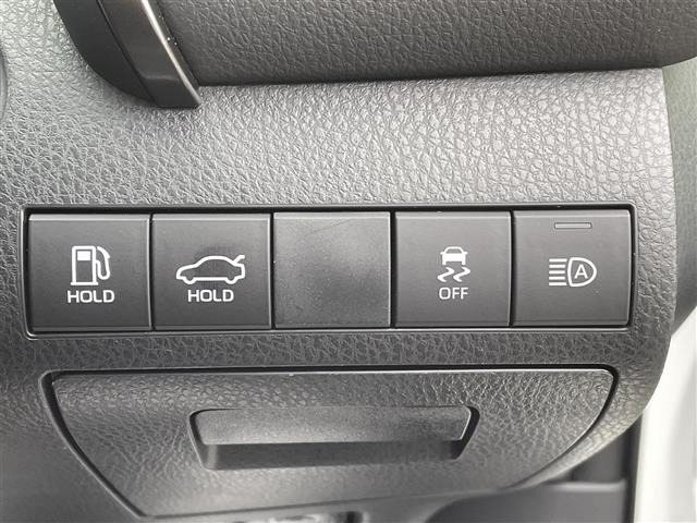 Toyota CAMRY 2023 7051228-7