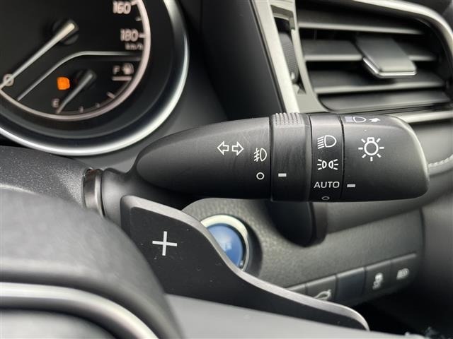 Toyota CAMRY 2021 7051229-10