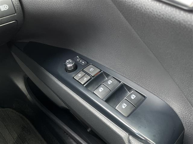 Toyota CAMRY 2021 7051229-12