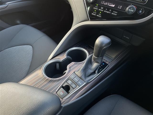 Toyota CAMRY 2017 7051261-8