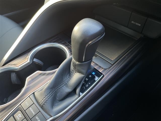 Toyota CAMRY 2017 7051261-9