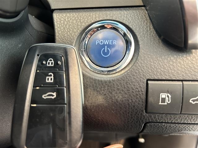 Toyota CAMRY 2018 7051306-10