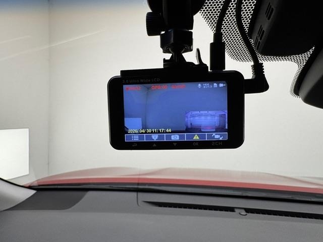 Toyota CAMRY 2017 7051346-1