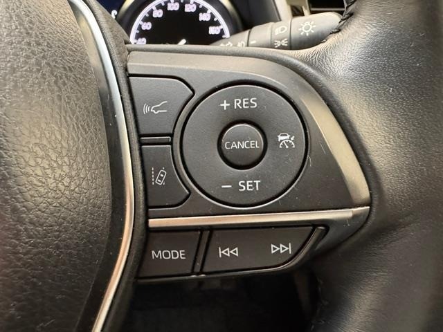 Toyota CAMRY 2017 7051346-23