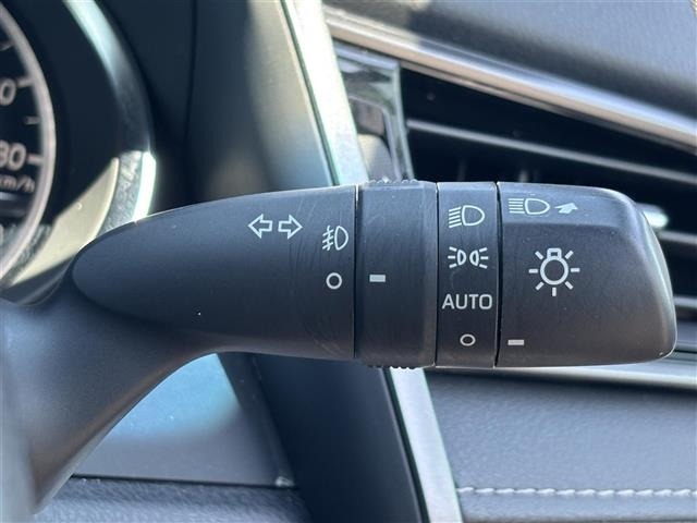 Toyota CAMRY 2020 7051357-3