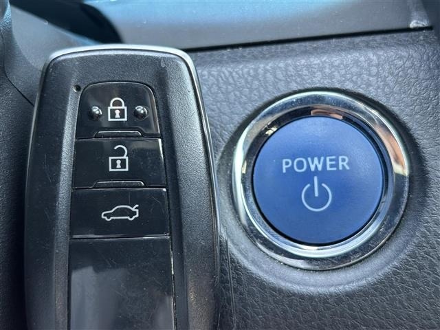 Toyota CAMRY 2020 7051357-9
