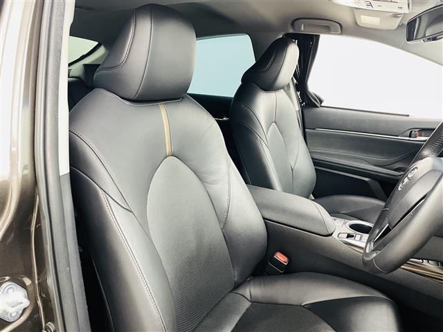 Toyota CAMRY 2018 7051358-7