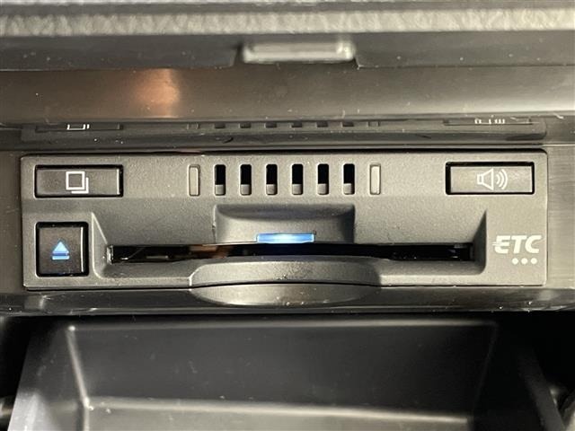 Toyota CAMRY 2021 7051386-21