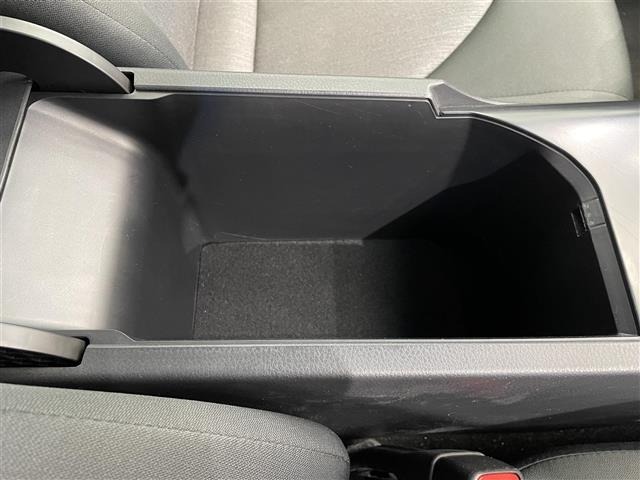 Toyota CAMRY 2021 7051388-2