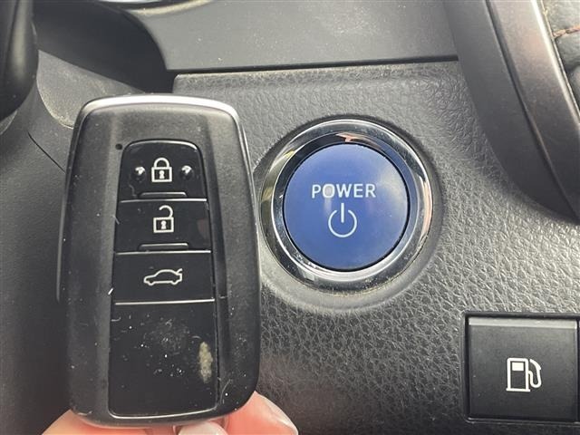 Toyota CAMRY 2017 7051432-11