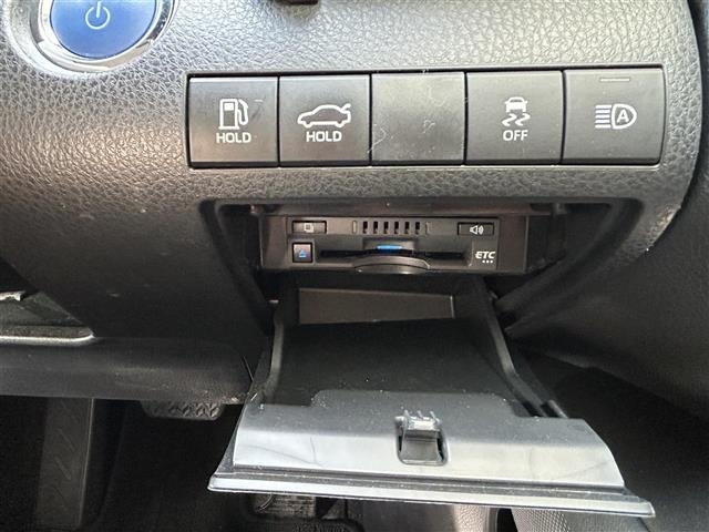 Toyota CAMRY 2022 7051481-16