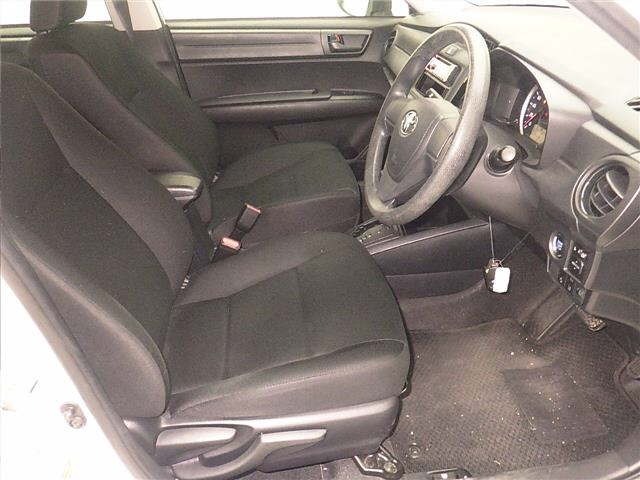 Toyota COROLLA AXIO 2021 7034873-5