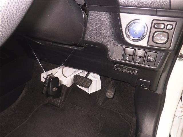 Toyota COROLLA AXIO 2020 7034874-8
