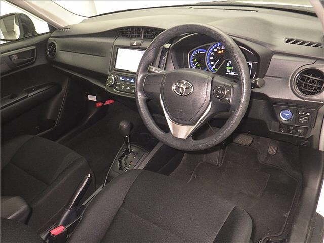 Toyota COROLLA AXIO 2021 7034876-3