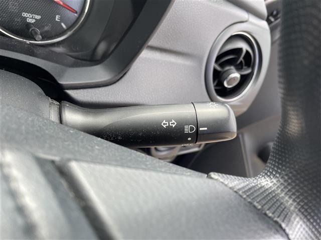 Toyota COROLLA FIELDER 2016 7054318-3