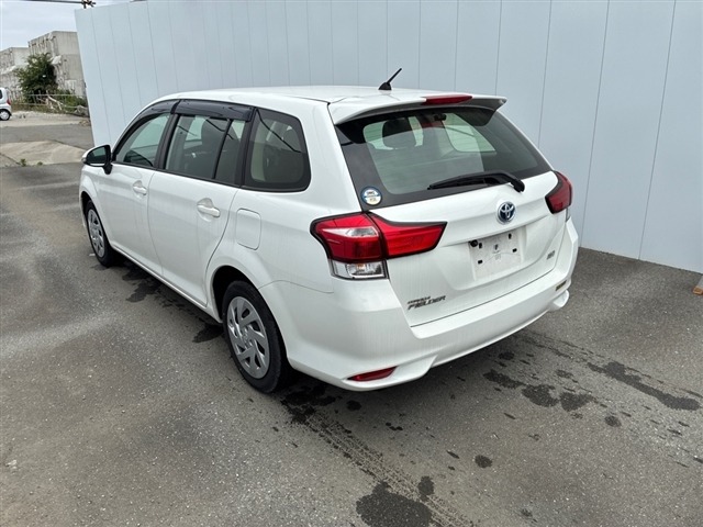 Toyota COROLLA FIELDER 2022 7054505-1