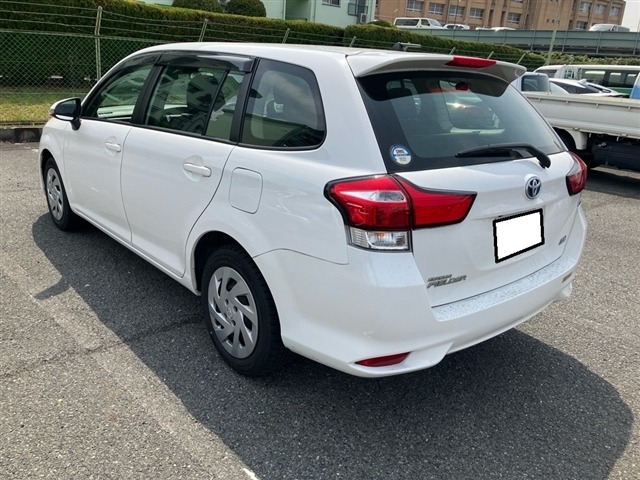 Toyota COROLLA FIELDER 2022 7054517-1