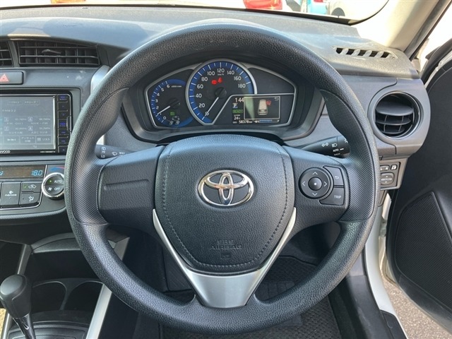 Toyota COROLLA FIELDER 2022 7054517-3