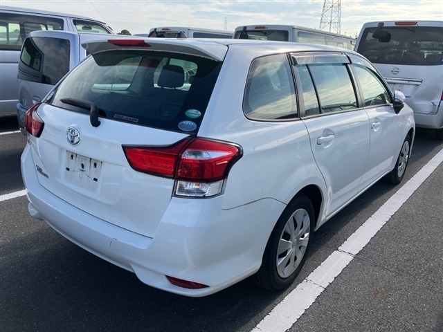 Toyota COROLLA FIELDER 2017 7054529-9