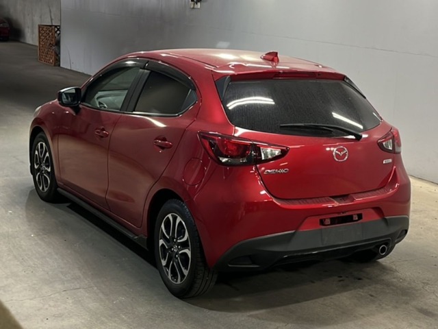 Mazda DEMIO 2017 7041777-1