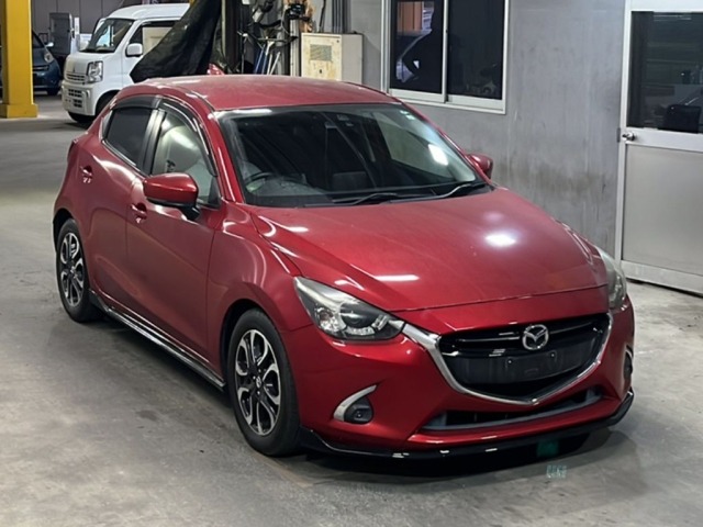 Mazda DEMIO 2017 7041777-4