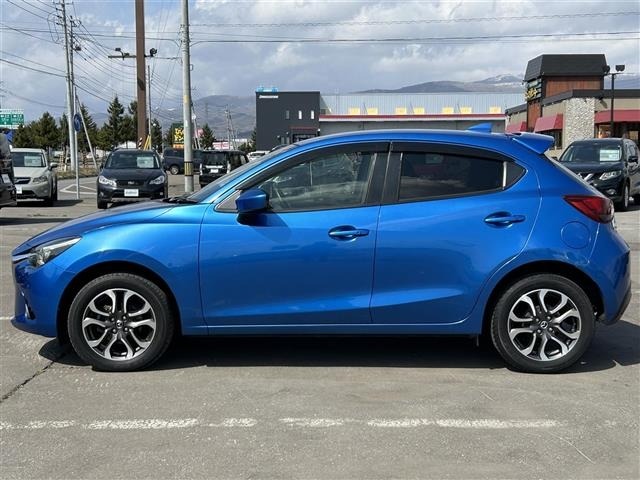 Mazda DEMIO 2016 7042157-6