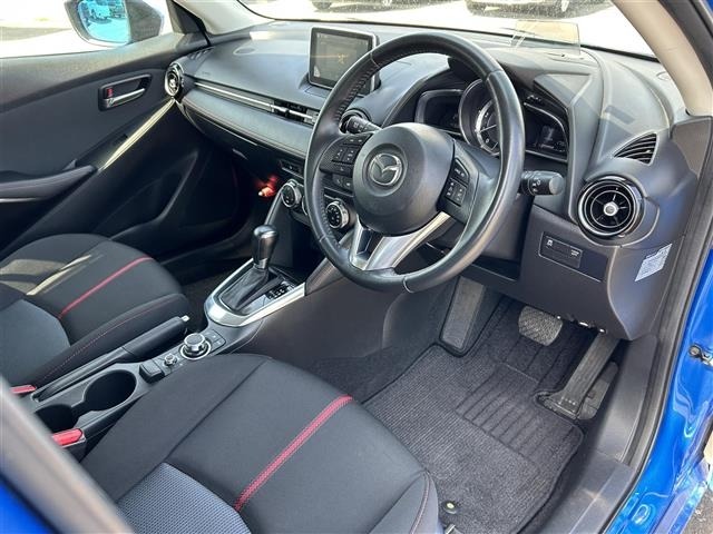 Mazda DEMIO 2016 7042157-8