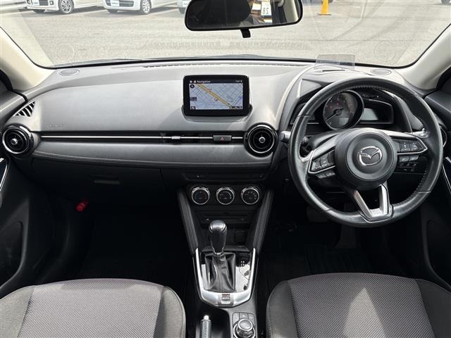 Mazda DEMIO 2018 7042198-1