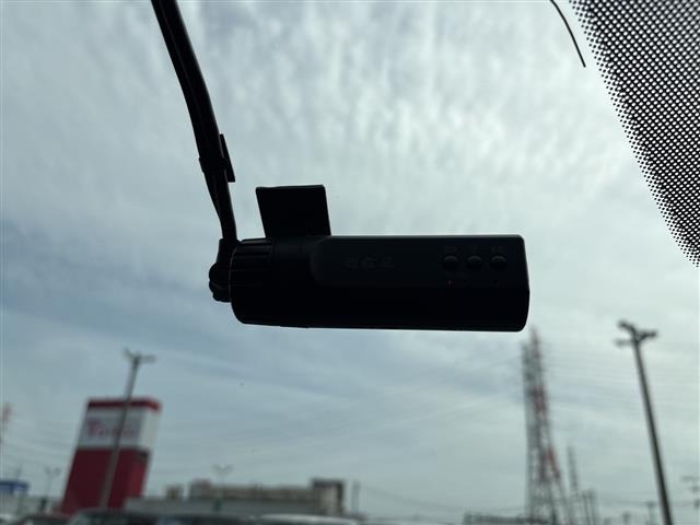 Mazda DEMIO 2018 7042198-10