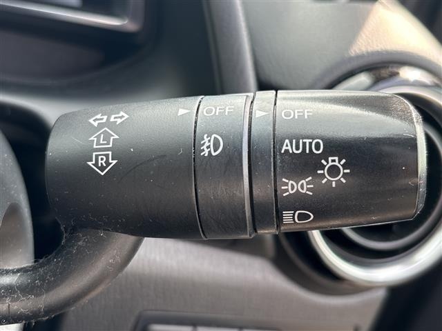 Mazda DEMIO 2018 7042198-8