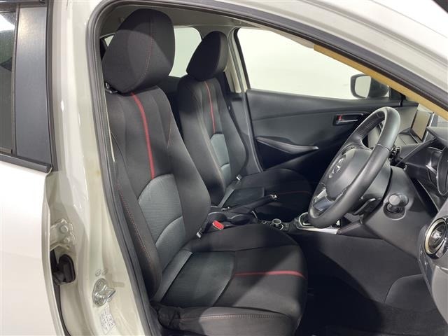 Mazda DEMIO 2015 7042237-10