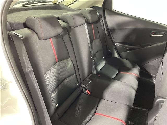 Mazda DEMIO 2015 7042237-11