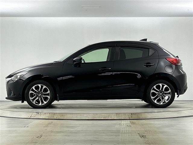 Mazda DEMIO 2016 7042486-17