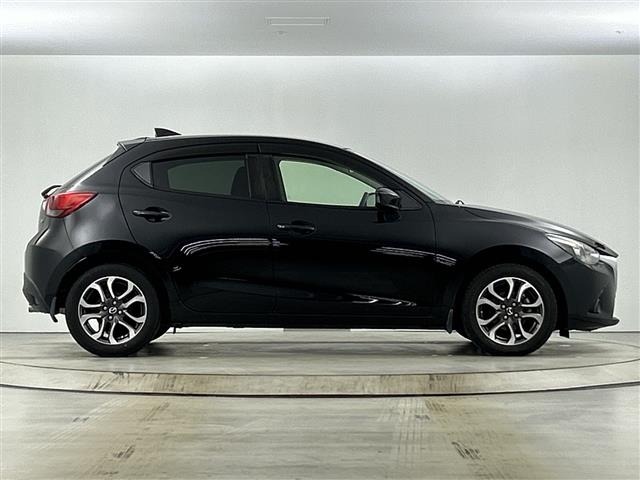 Mazda DEMIO 2016 7042486-21