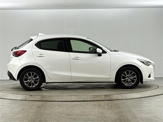 Mazda DEMIO 2017 7042777-2