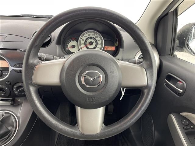Mazda DEMIO 2010 7042791-12