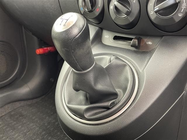 Mazda DEMIO 2010 7042791-2