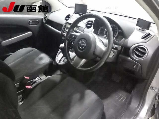 Mazda DEMIO 2013 7042874-3